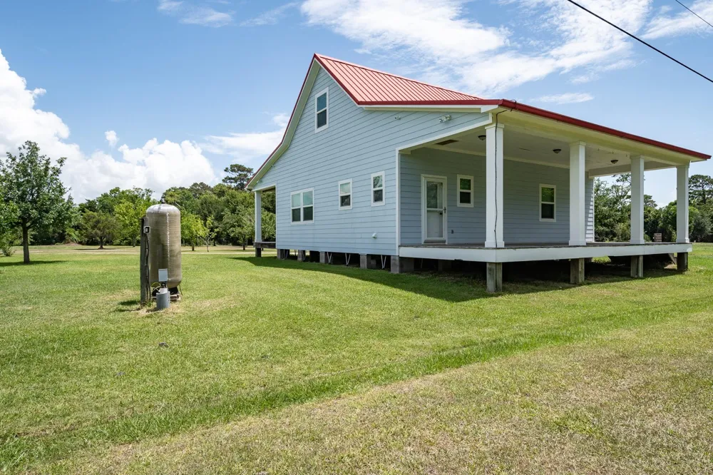 14328 Fm 2354 Road Beach City, TX 77523