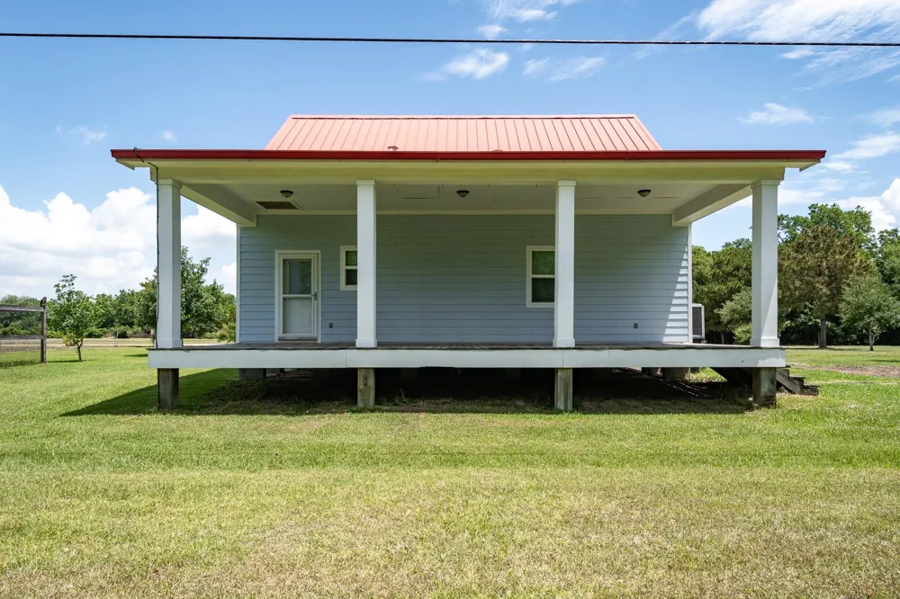 14328 Fm 2354 Road Beach City, TX 77523