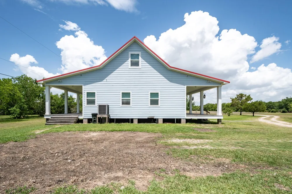14328 Fm 2354 Road Beach City, TX 77523