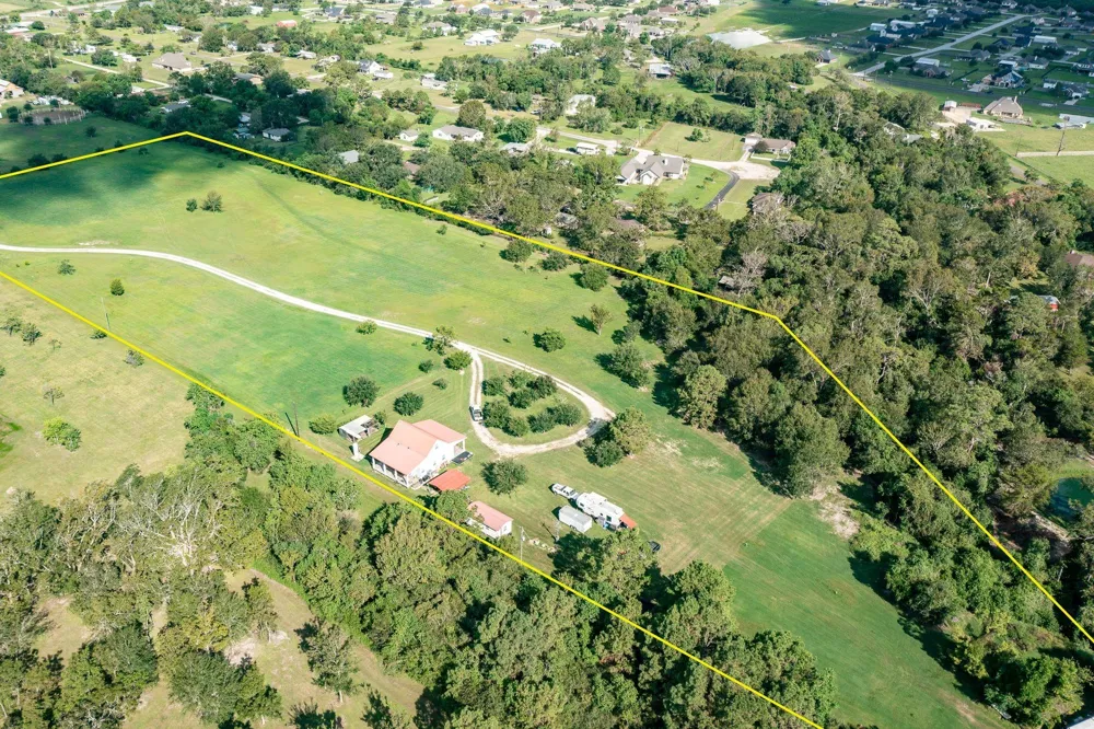 14328 Fm 2354 Road Beach City, TX 77523