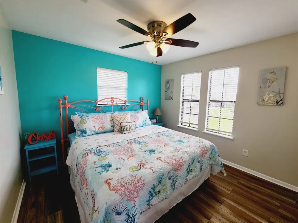 16606 John Davis Road Jamaica Beach, TX 77554