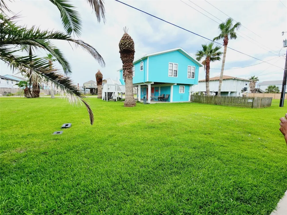 16606 John Davis Road Jamaica Beach, TX 77554