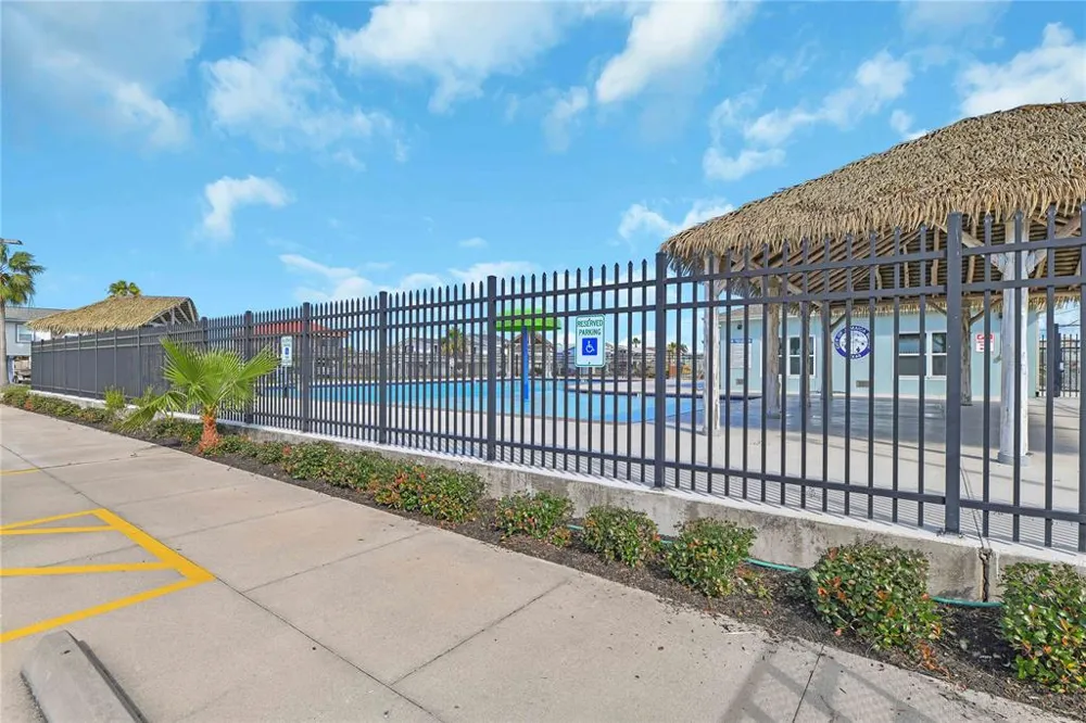 16606 John Davis Road Jamaica Beach, TX 77554