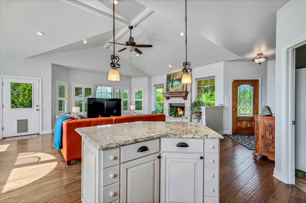 1320 SERENITY DRIVE Fischer, TX 78623