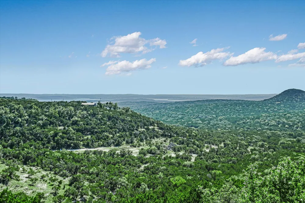 1320 SERENITY DRIVE Fischer, TX 78623
