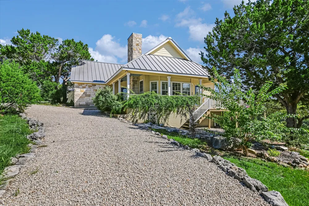 1320 SERENITY DRIVE Fischer, TX 78623