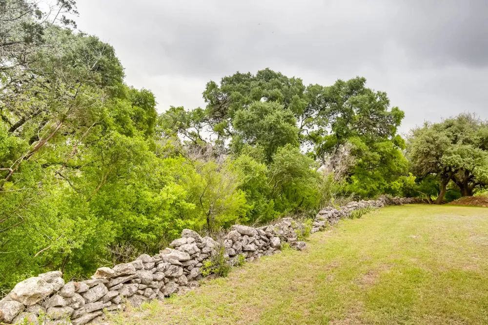 1390 Ervendberg New Braunfels, TX 78130