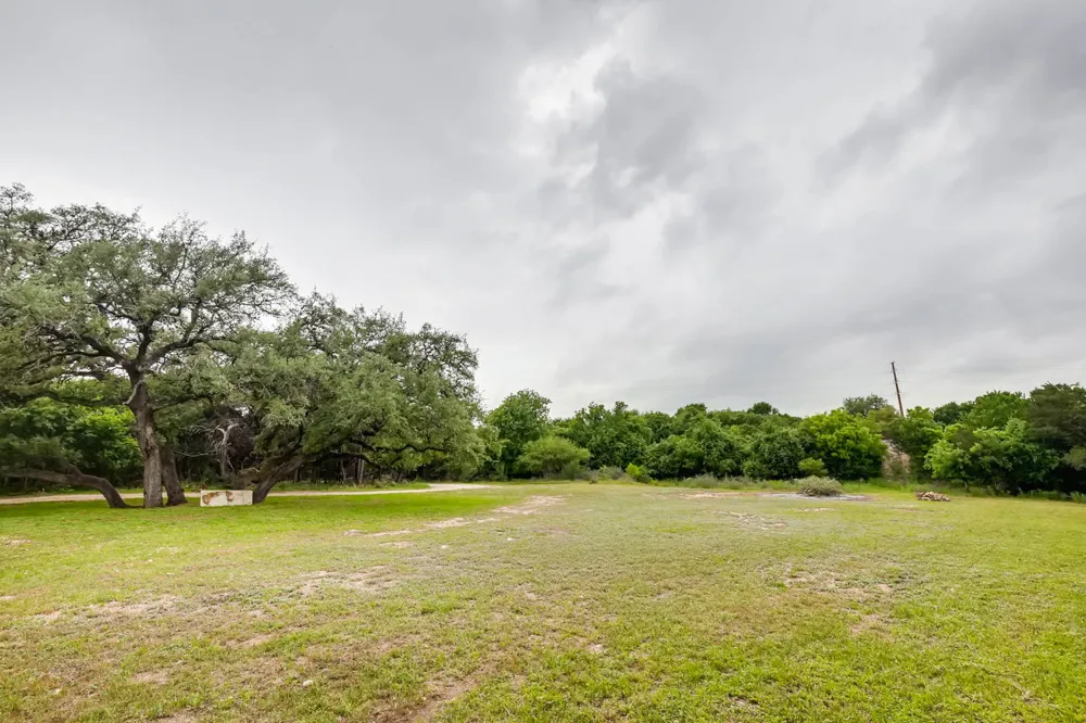 1390 Ervendberg New Braunfels, TX 78130