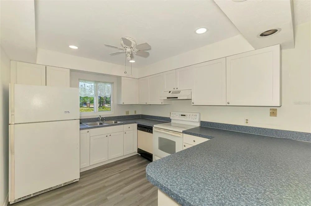 200 ROTONDA BOULEVARD W #A2 Rotonda West, FL 33947