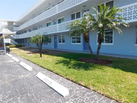 4715 BAY STREET NE #119