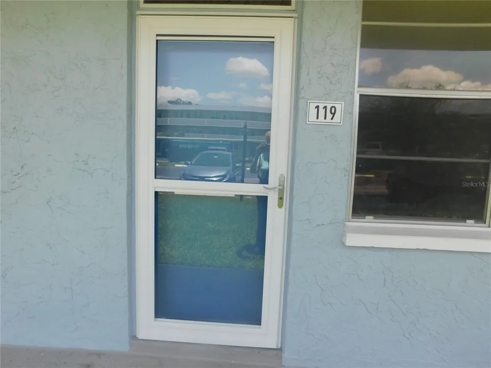 4715 BAY STREET NE #119 St Petersburg, FL 33703