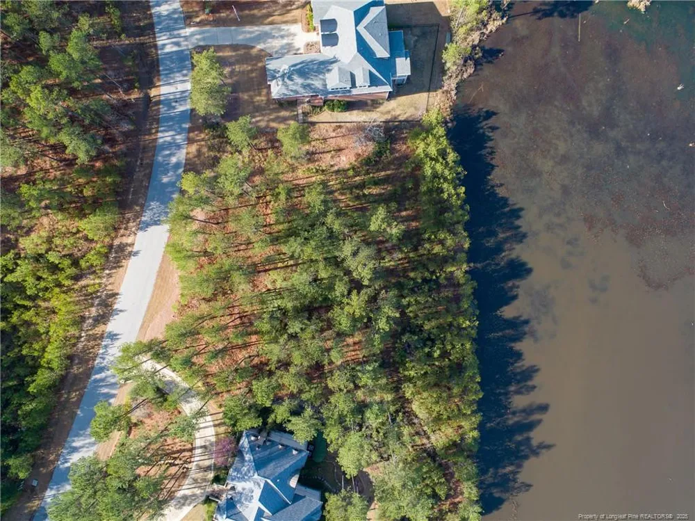 102 Broadlake (632) Lane Spring Lake, NC 28390