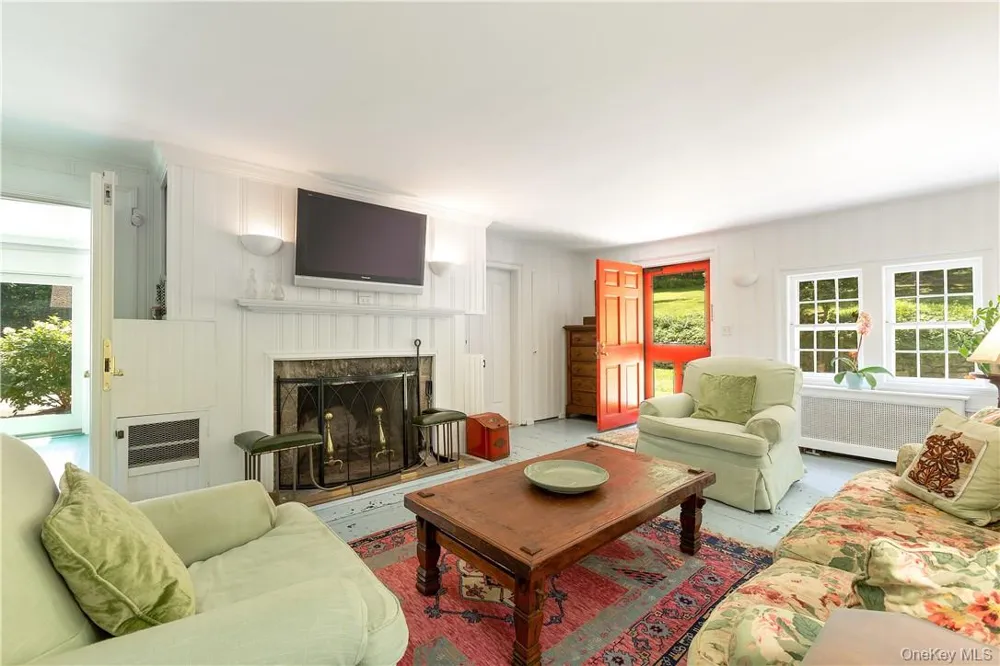 31 Kittredge Drive Carmel, NY 10512