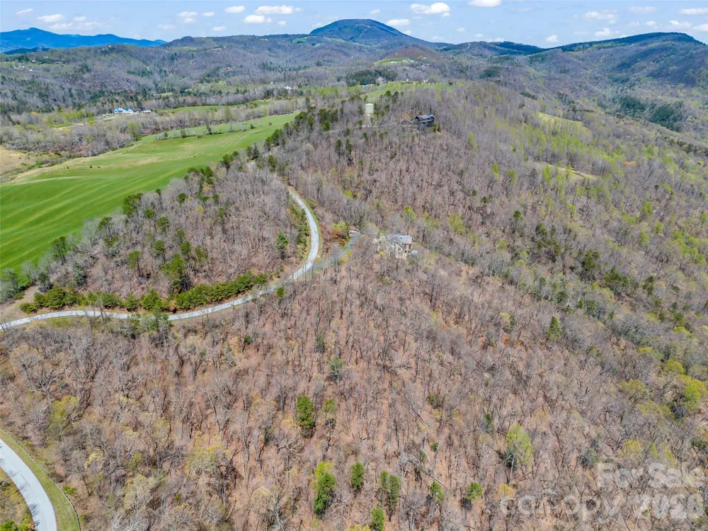 280 Eastman Place Mill Spring, NC 28756