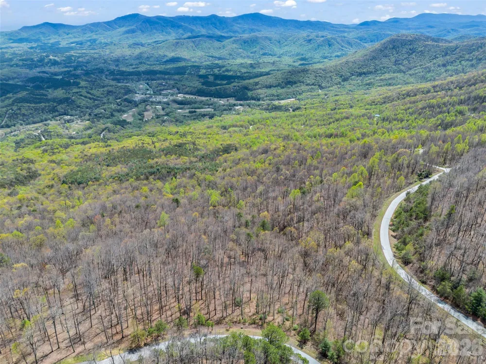 280 Eastman Place Mill Spring, NC 28756