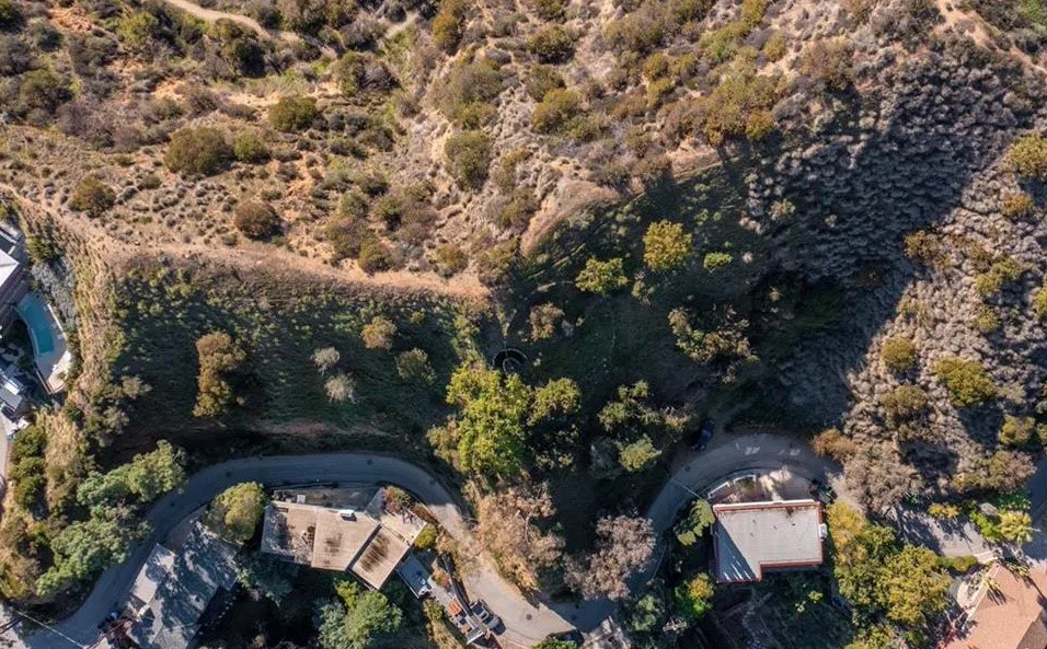 2949 N Durand Drive Hollywood Hills East, CA 90068