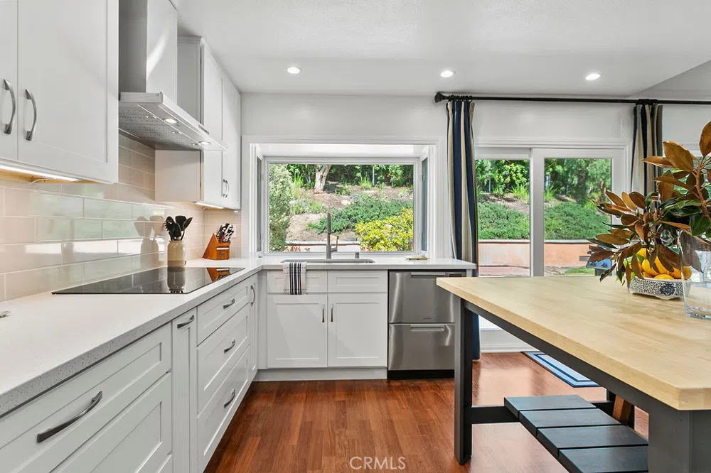 27242 Cordero Lane Mission Viejo, CA 92691