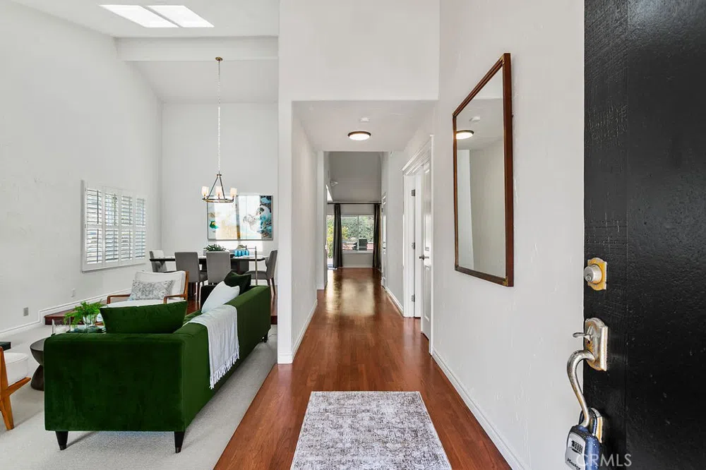 27242 Cordero Lane Mission Viejo, CA 92691