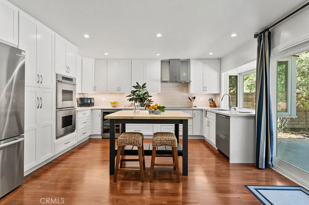 27242 Cordero Lane Mission Viejo, CA 92691