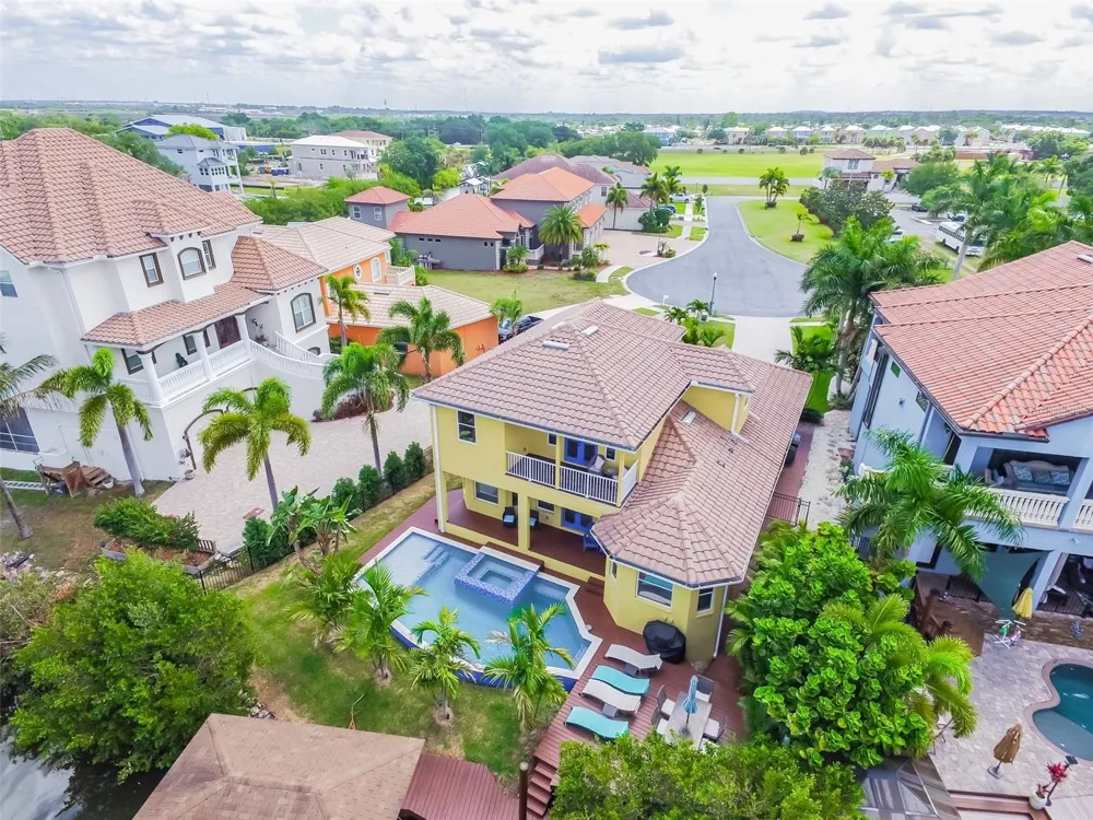 539 TREVISO DRIVE Apollo Beach, FL 33572