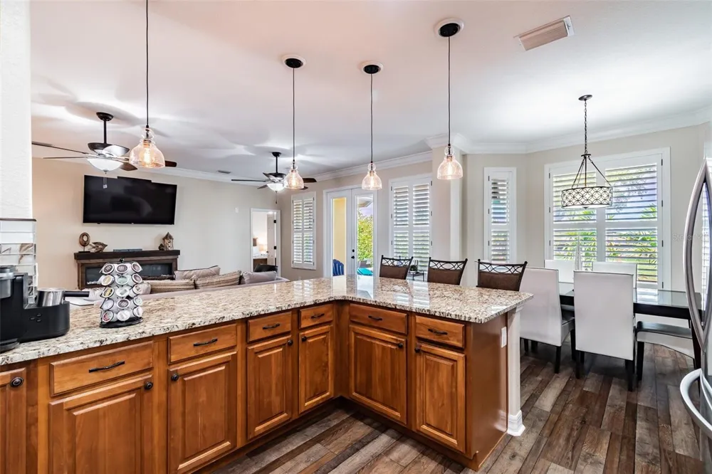 539 TREVISO DRIVE Apollo Beach, FL 33572