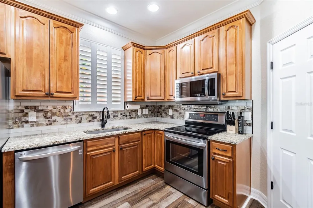 539 TREVISO DRIVE Apollo Beach, FL 33572
