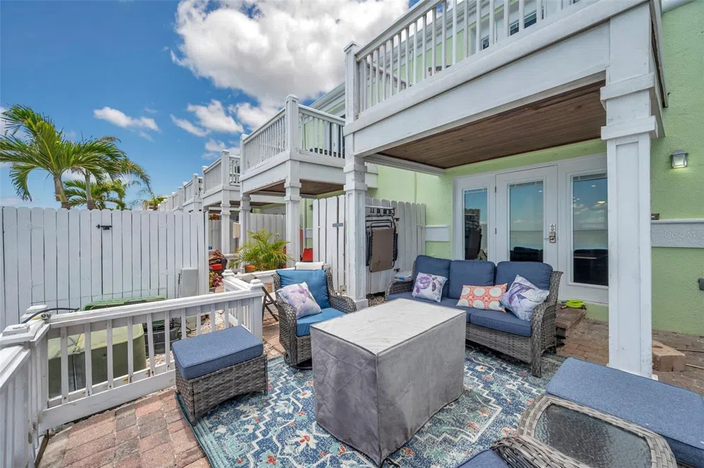 4768 COQUINA KEY DRIVE SE St Petersburg, FL 33705