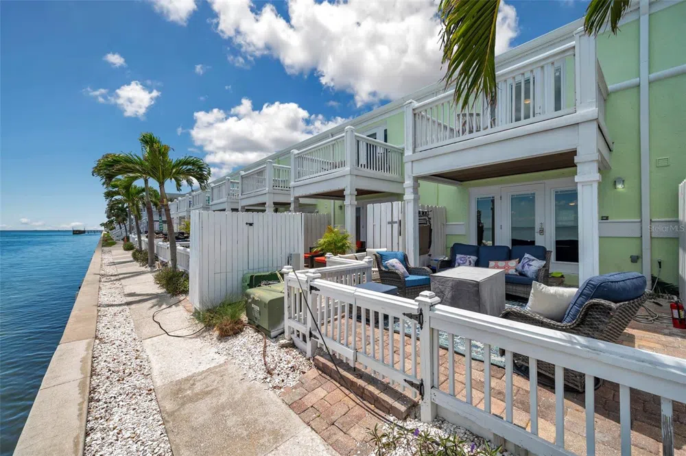 4768 COQUINA KEY DRIVE SE St Petersburg, FL 33705