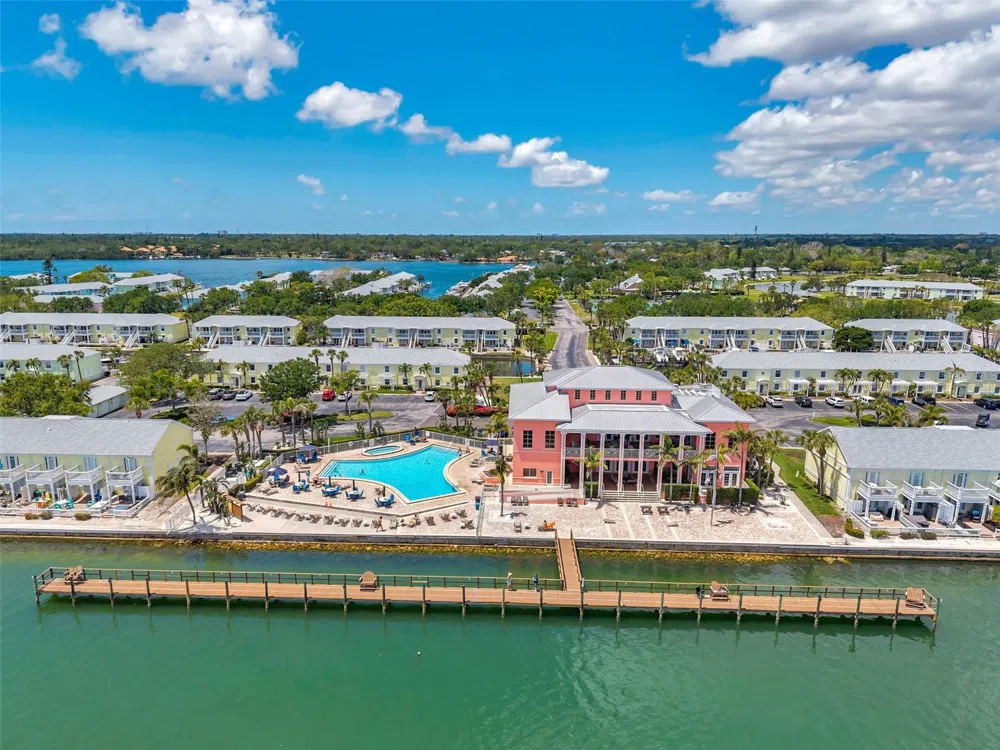 4768 COQUINA KEY DRIVE SE St Petersburg, FL 33705