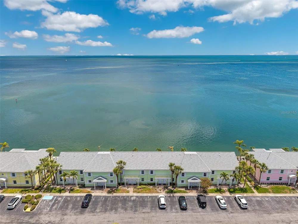 4768 COQUINA KEY DRIVE SE St Petersburg, FL 33705