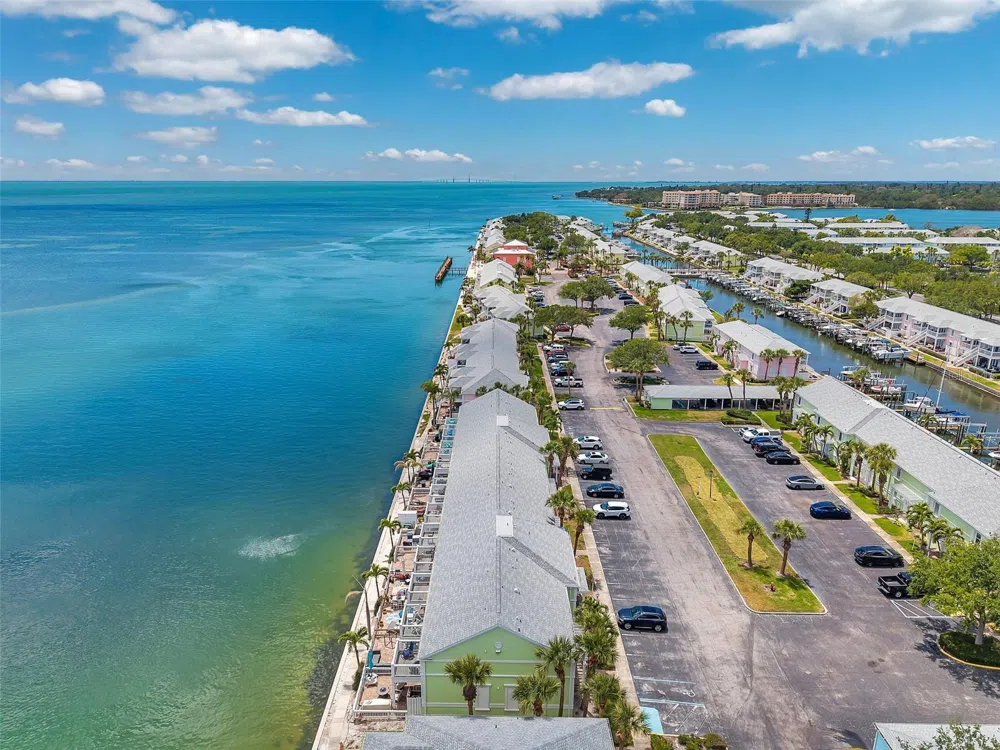 4768 COQUINA KEY DRIVE SE St Petersburg, FL 33705