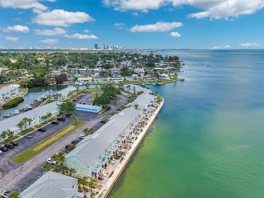 4768 COQUINA KEY DRIVE SE St Petersburg, FL 33705