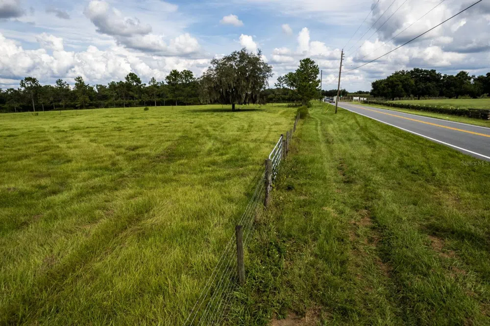 17937 COUNTY ROAD 448 Mount Dora, FL 32757