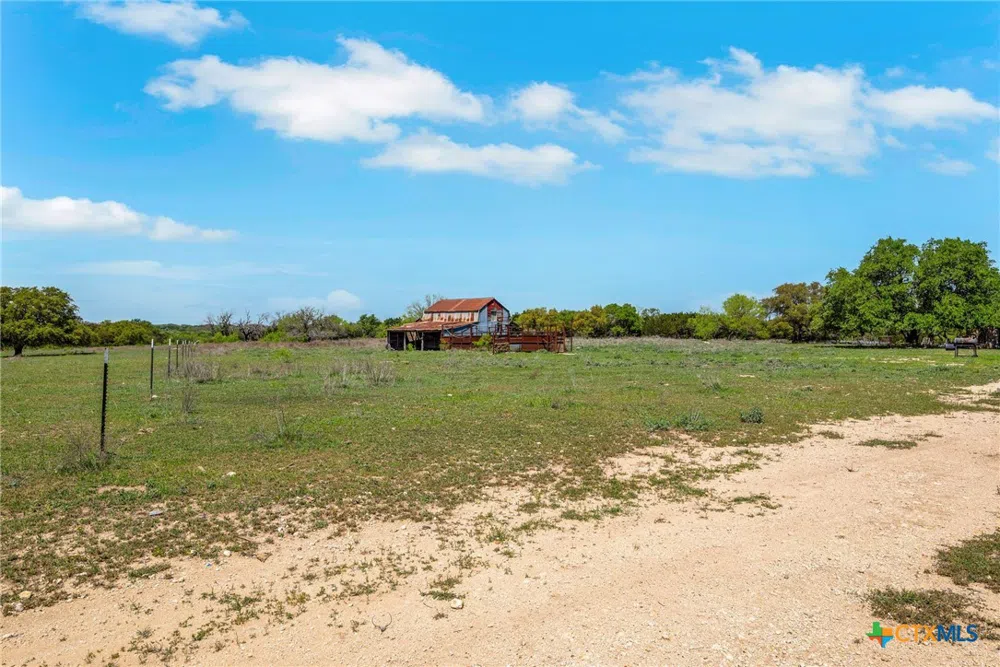16 CR 127 Hico, TX 76457