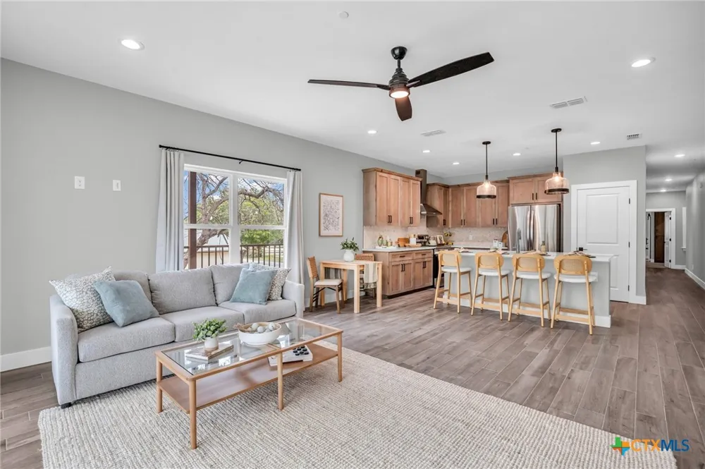 540 River Run #315 New Braunfels, TX 78132