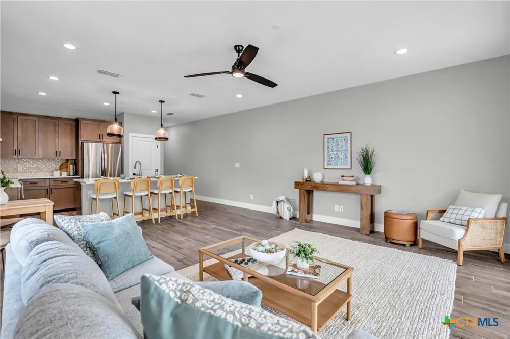 540 River Run #315 New Braunfels, TX 78132