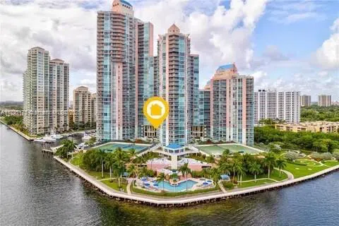 3370 Hidden Bay Dr #610