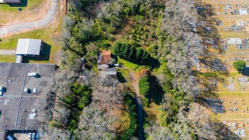 101 E Chambers Street Forsyth, GA 31029