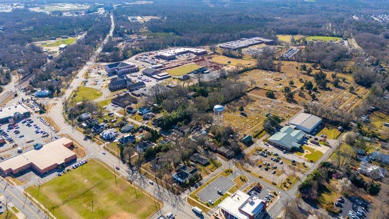 101 E Chambers Street Forsyth, GA 31029