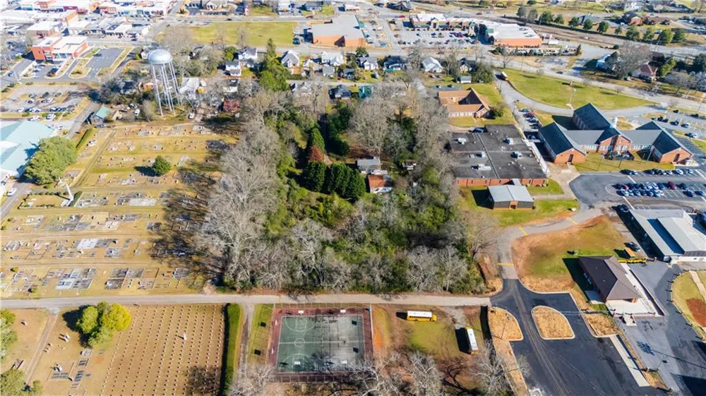 101 E Chambers Street Forsyth, GA 31029