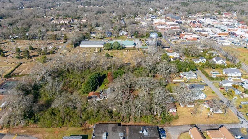 101 E Chambers Street Forsyth, GA 31029