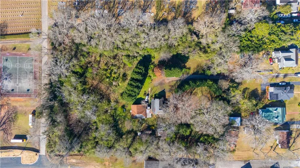 101 E Chambers Street Forsyth, GA 31029