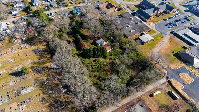 101 E Chambers Street Forsyth, GA 31029