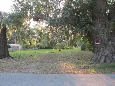 0 S PERRY AVENUE