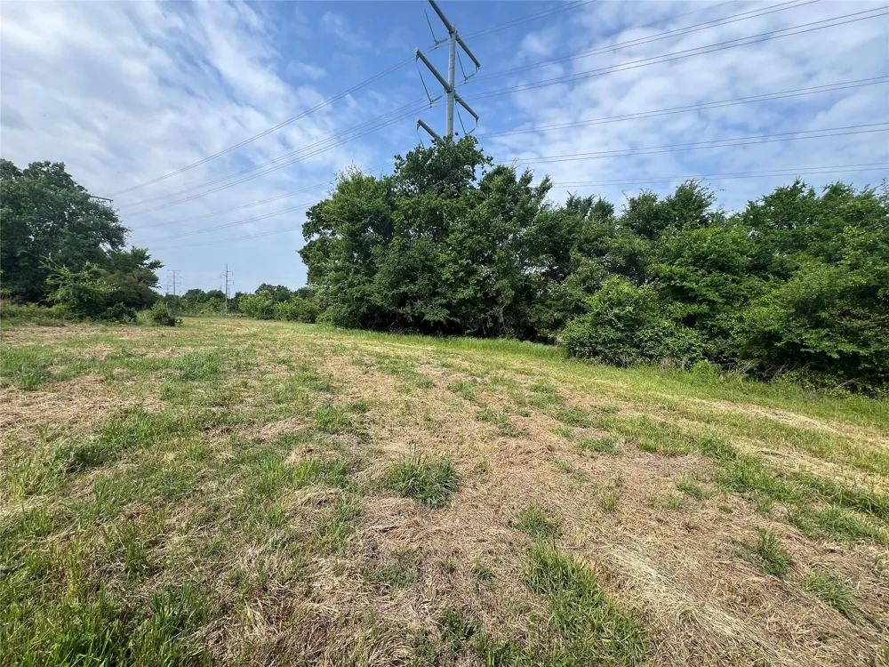1 County Road 123 Iola, TX 77861