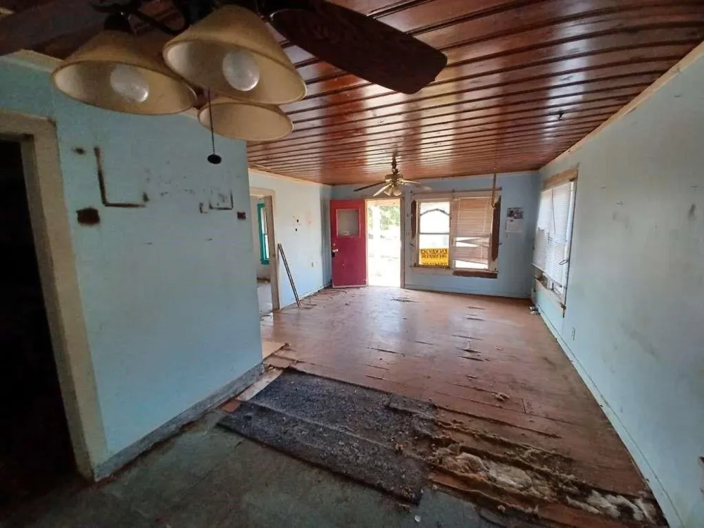 503 E Reiman Street Seymour, TX 76380