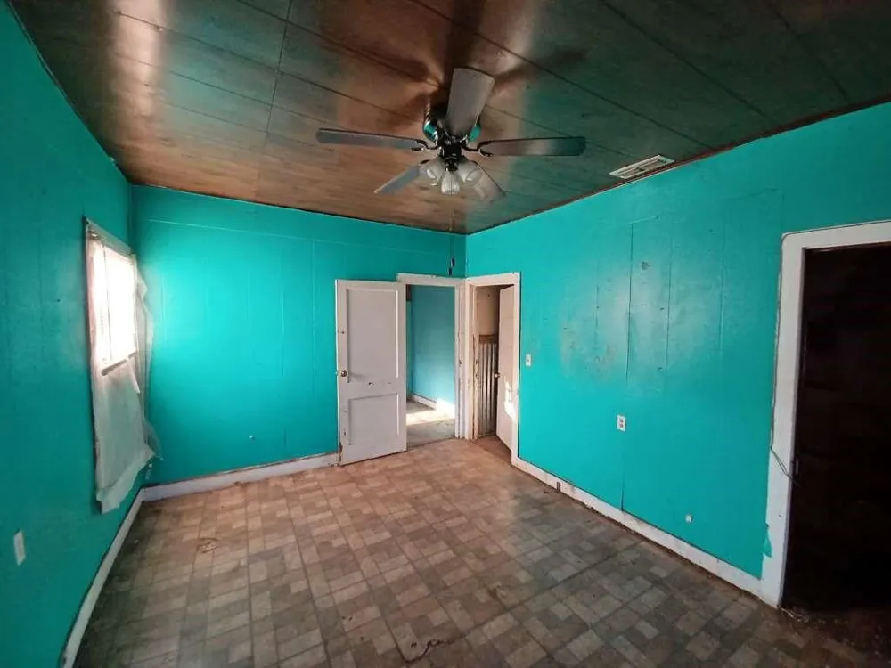 503 E Reiman Street Seymour, TX 76380