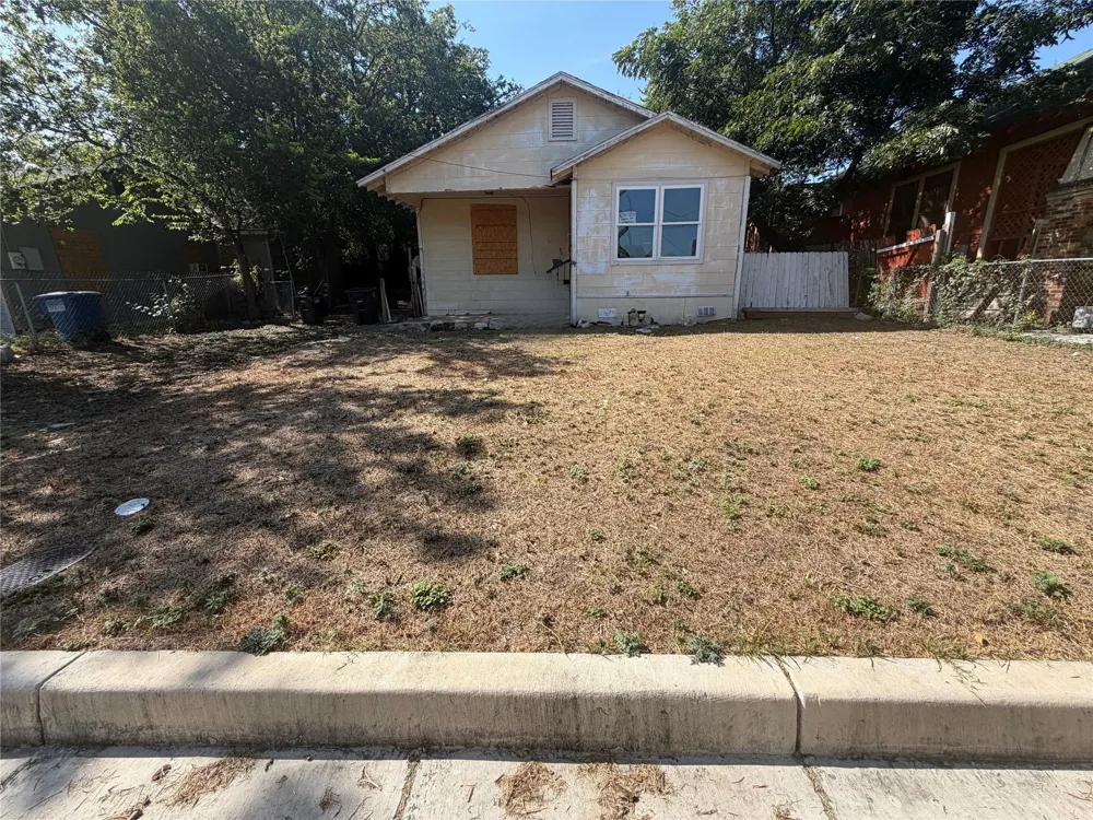 706 Gulf San Antonio, TX 78202