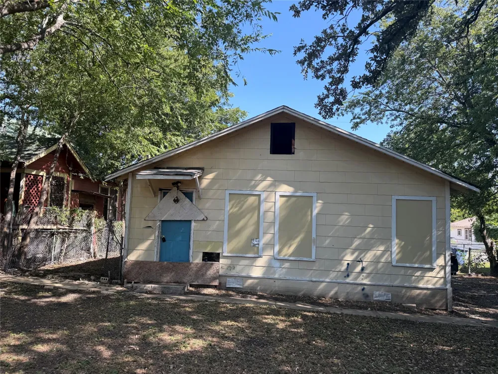 706 Gulf San Antonio, TX 78202