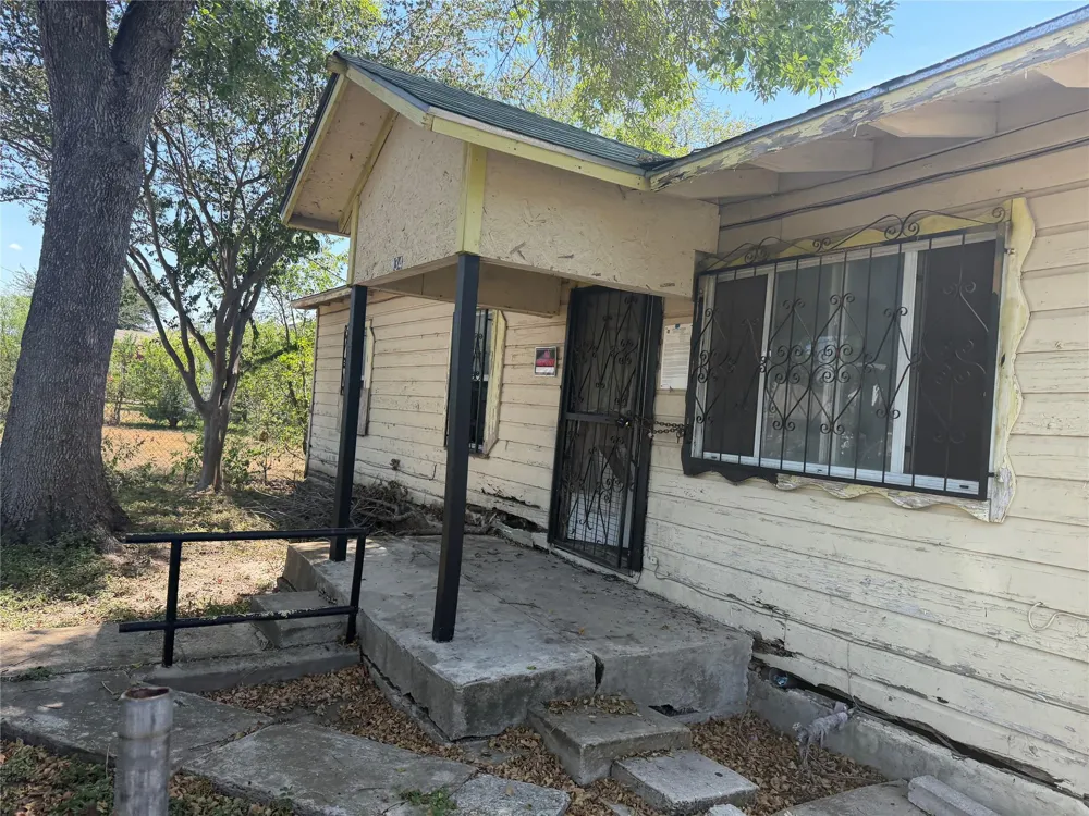 234 Doolittle Street San Antonio, TX 78211